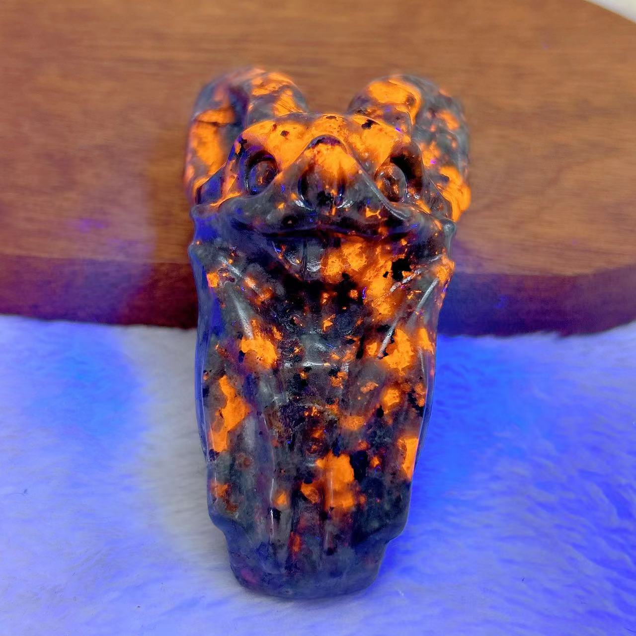 Natural Crystal Yooperlite Bat - Lighting Effect Home Decor recension och pris