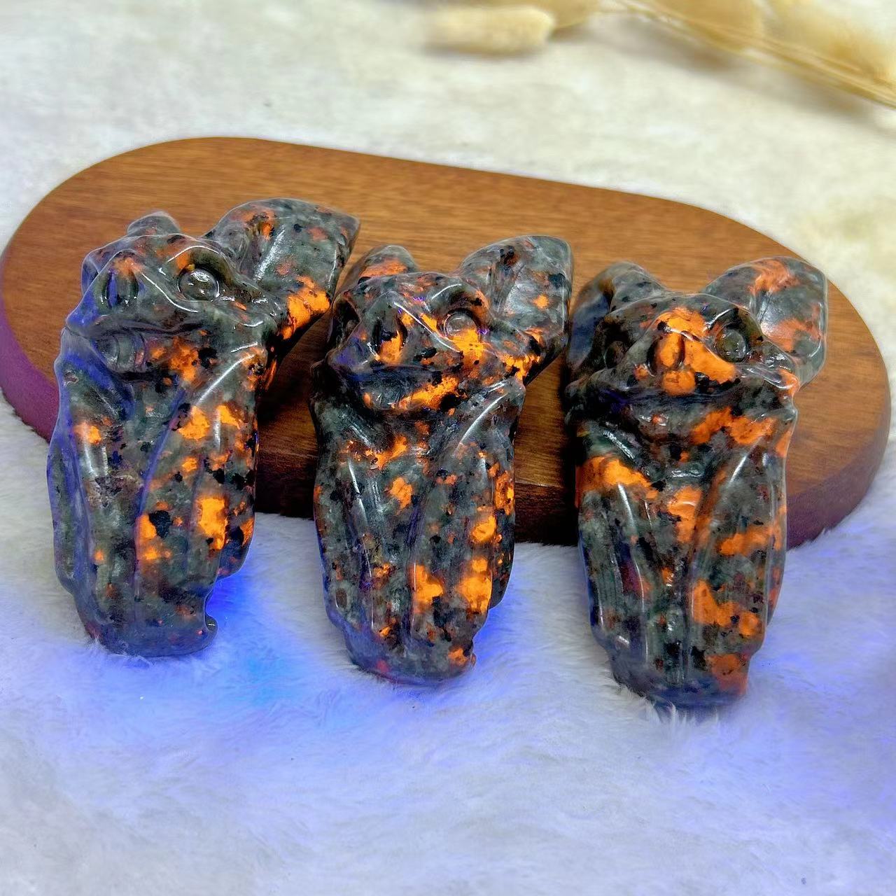 Natural Crystal Yooperlite Bat - Lighting Effect Home Decor recension och pris
