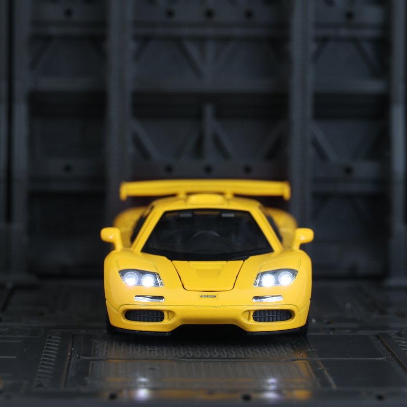 1: 32 simulation McLaren F1 al - Decor Lighting Returns recension och pris