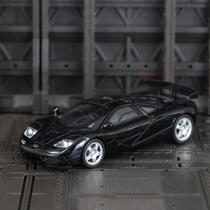 1: 32 simulation McLaren F1 al - Decor Lighting Returns recension och pris