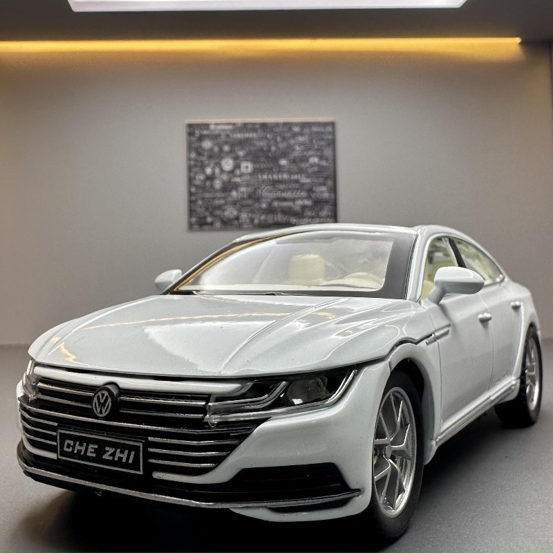 1:32 Scale Alloy Car Model 132 - Decor Lighting Returns recension och pris